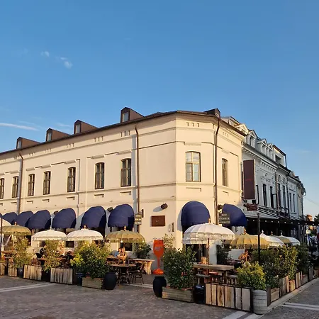 Хотел Acsa Крайова